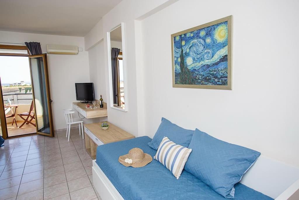 Piranthou Studios & Apartments Heraklion  Bagian luar foto