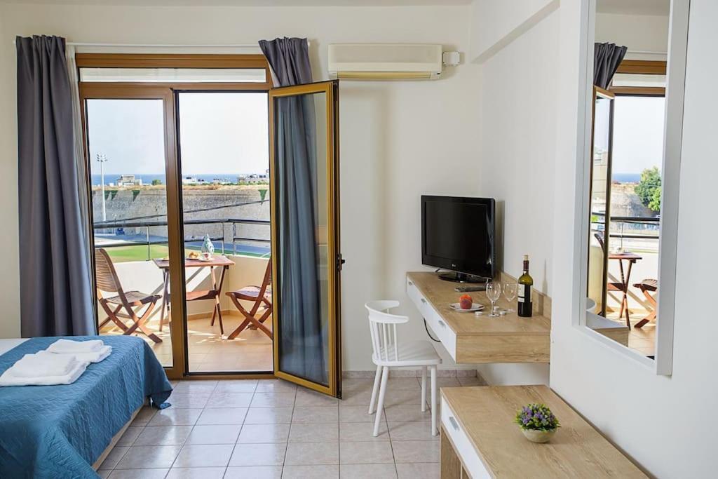 Piranthou Studios & Apartments Heraklion  Bagian luar foto