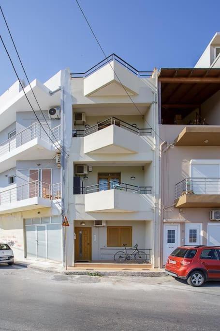 Piranthou Studios & Apartments Heraklion  Bagian luar foto