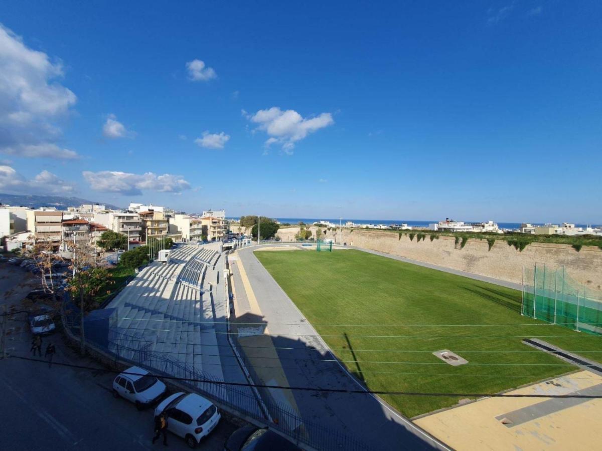 Piranthou Studios & Apartments Heraklion  Bagian luar foto