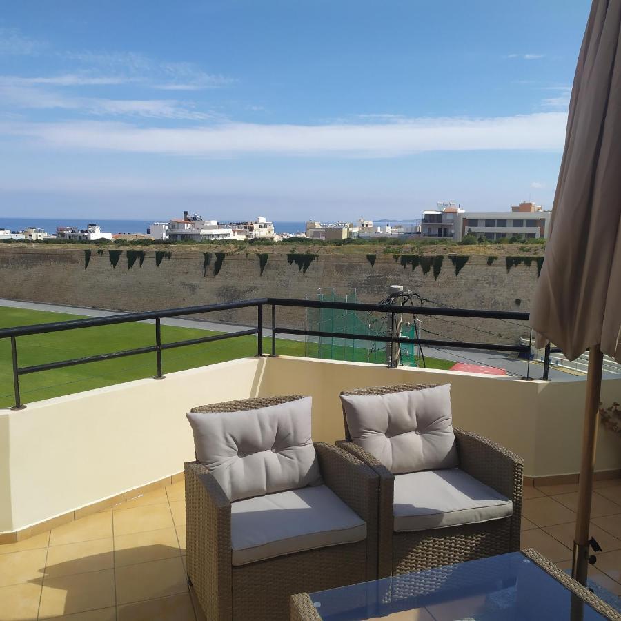 Piranthou Studios & Apartments Heraklion  Bagian luar foto