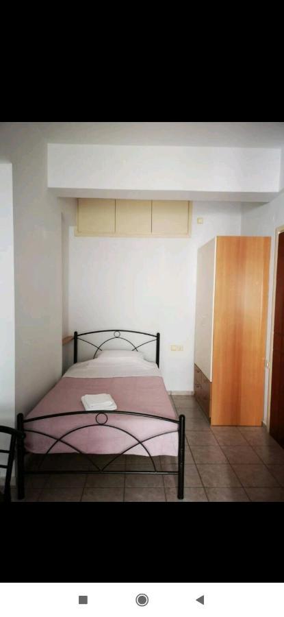 Piranthou Studios & Apartments Heraklion  Bagian luar foto